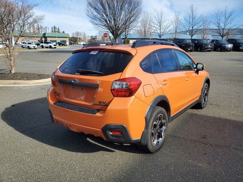 Used 2014 Subaru Crosstrek 2.0i Premium w/ Moonroof Package image 8