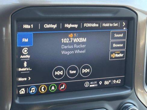 Used 2021 Chevrolet Silverado 1500 High Country w/ Technology Package image 25