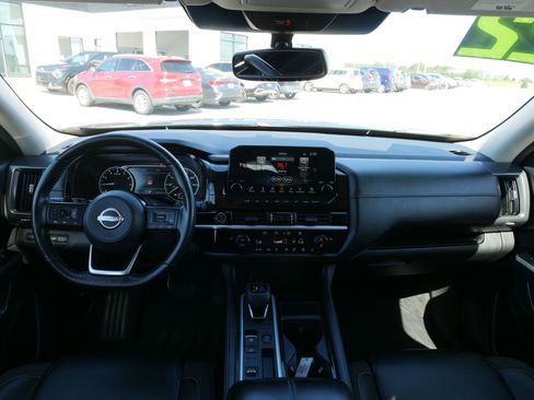 Used 2022 Nissan Pathfinder SL image 20