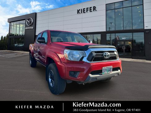 Used 2014 Toyota Tacoma PreRunner w/ SR5 Package RWD image 1