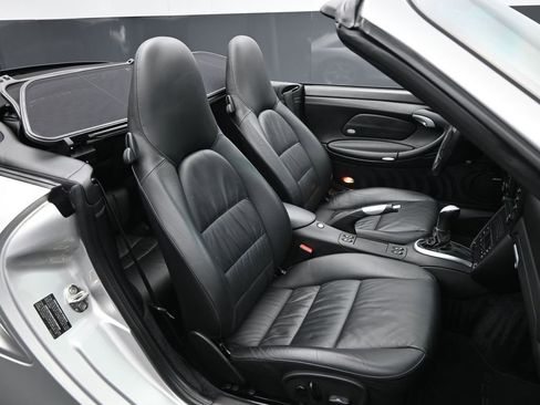 Used 2004 Porsche 911 Turbo image 30