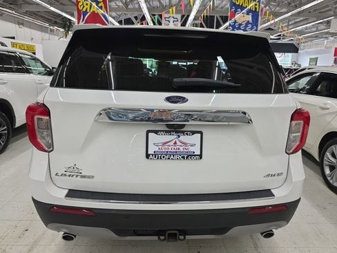 Used 2021 Ford Explorer Limited w/ Equipment Group 301A AWD/4WD image 5