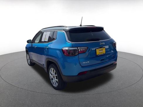 Used 2025 Jeep Compass Limited AWD/4WD image 10