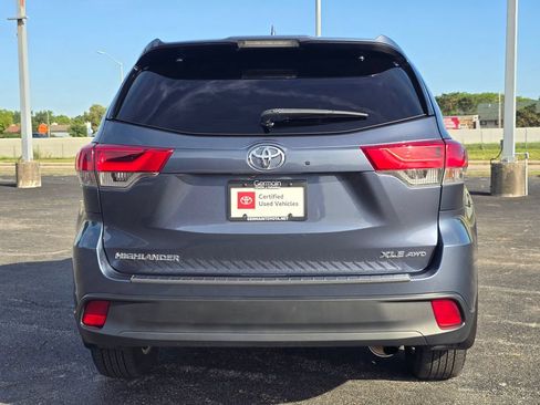 Certified 2019 Toyota Highlander XLE AWD/4WD image 16