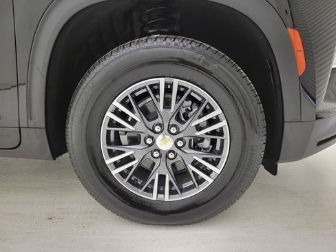 New 2026 Chevrolet Traverse LT w/ Driver Confidence Package image 21