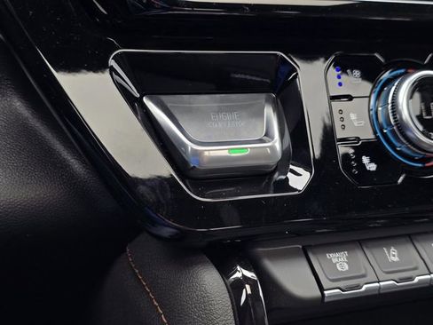 New 2026 GMC Sierra 2500 AT4 image 25