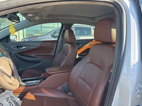 Used 2016 Chevrolet Malibu Premier w/ Driver Confidence Package II image 12