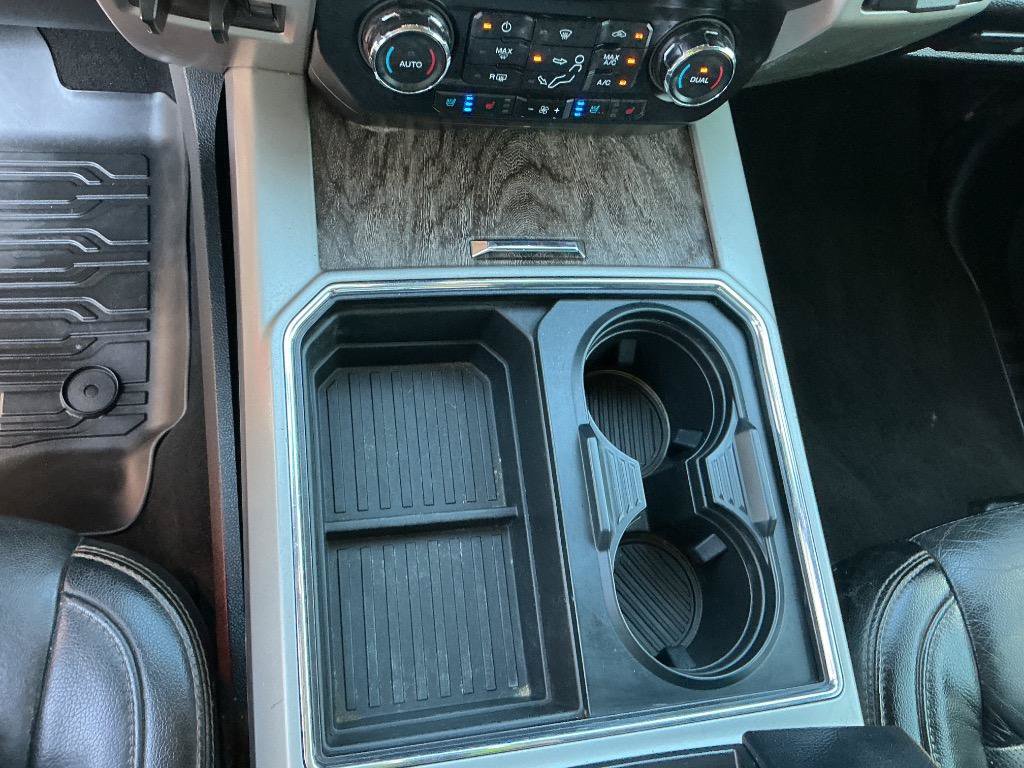 Used 2019 Ford F350 Lariat w/ Lariat Ultimate Package AWD/4WD image 19