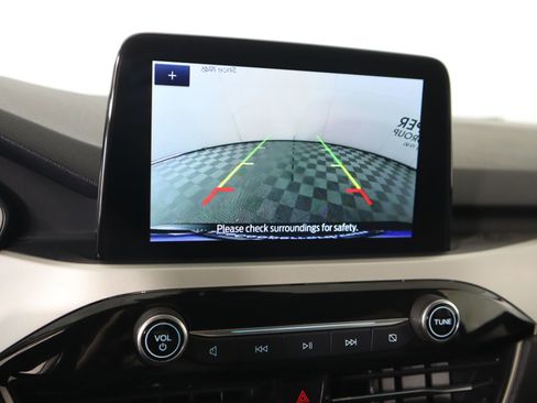 Used 2022 Ford Escape SE image 6