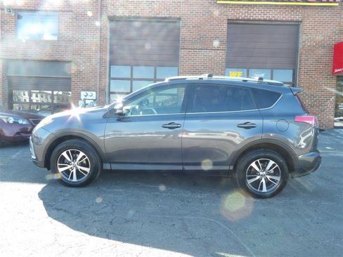 Used 2016 Toyota RAV4 XLE image 2