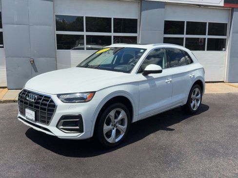 Used 2021 Audi Q5 Prestige AWD/4WD image 2