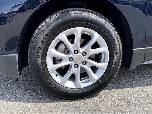 Used 2021 Chevrolet Equinox LS w/ LS Convenience Package AWD/4WD image 8