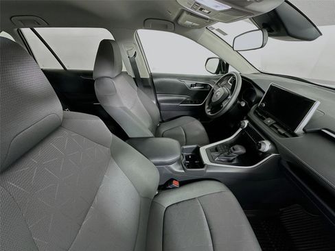 Certified 2025 Toyota RAV4 XLE image 25