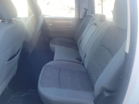 Used 2014 RAM 1500 Classic SLT w/ Remote Start & Security Group image 6