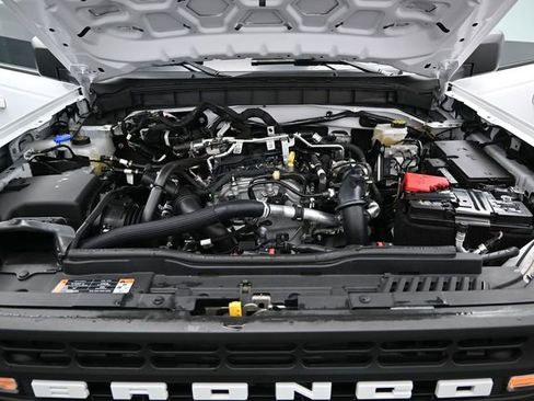Used 2025 Ford Bronco Big Bend image 10