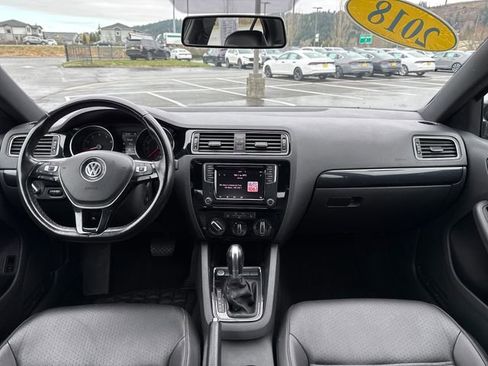 Used 2018 Volkswagen Jetta Sport image 14