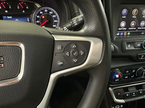 Certified 2023 GMC Terrain SLE w/ Driver Convenience Package image 9
