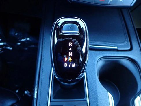 Used 2023 Cadillac XT4 Premium Luxury image 23