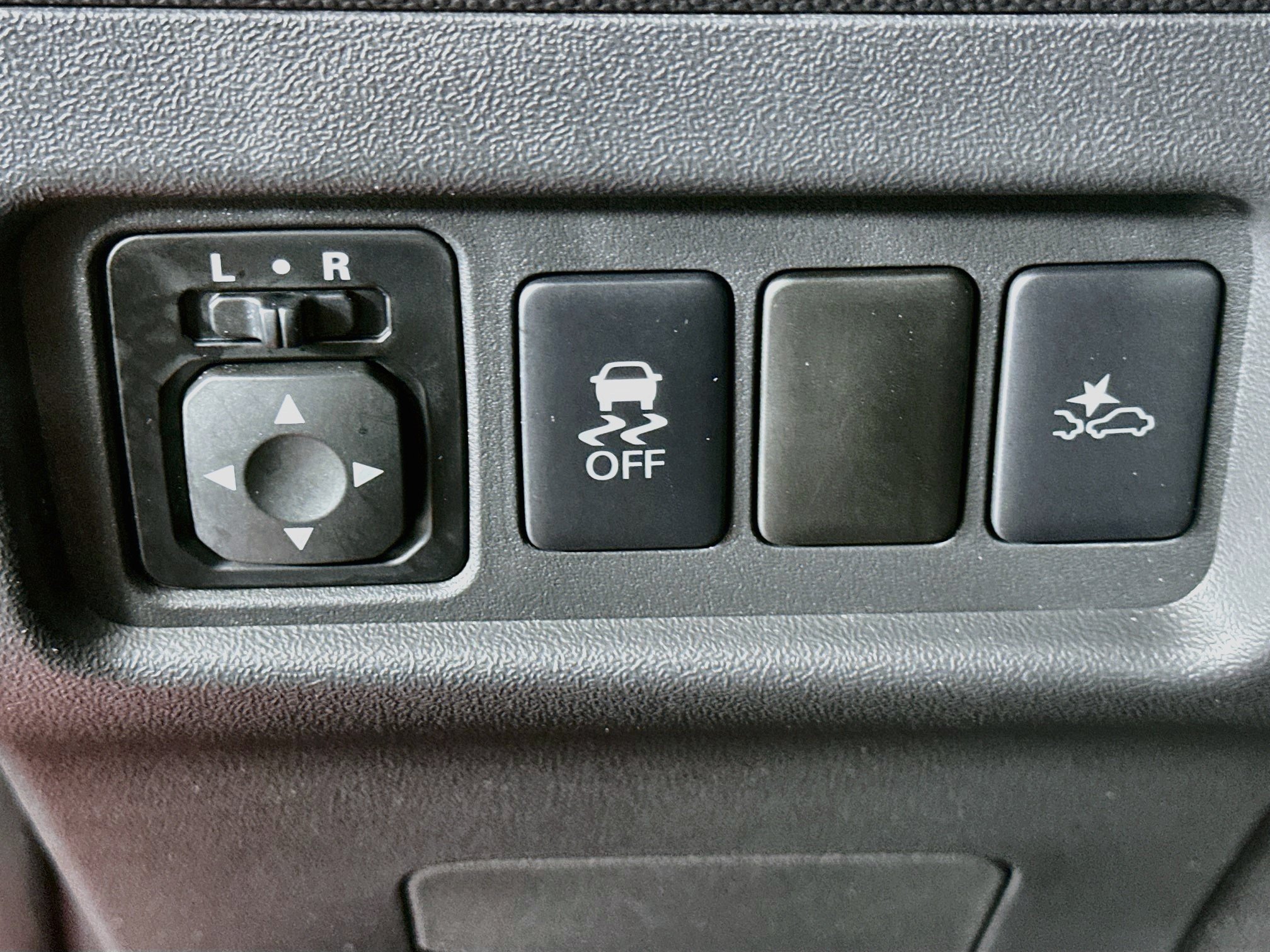 Used 2024 Mitsubishi Mirage ES FWD image 16