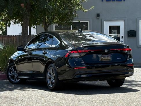 Used 2024 Honda Accord EX-L image 7