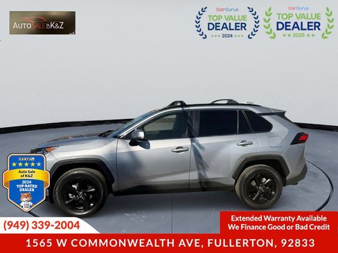 Used 2019 Toyota RAV4 LE w/ All Weather Liner Package image 3