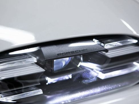 Certified 2024 Porsche Taycan 4 Cross Turismo image 33