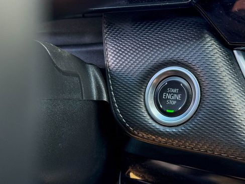 Used 2025 Chevrolet Equinox LT w/ Convenience Package II image 27