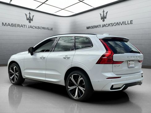 Used 2022 Volvo XC60 B6 R-Design w/ Advanced Package image 14
