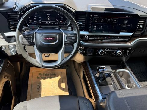 Used 2024 GMC Sierra 1500 Elevation w/ Elevation Premium Package AWD/4WD image 15