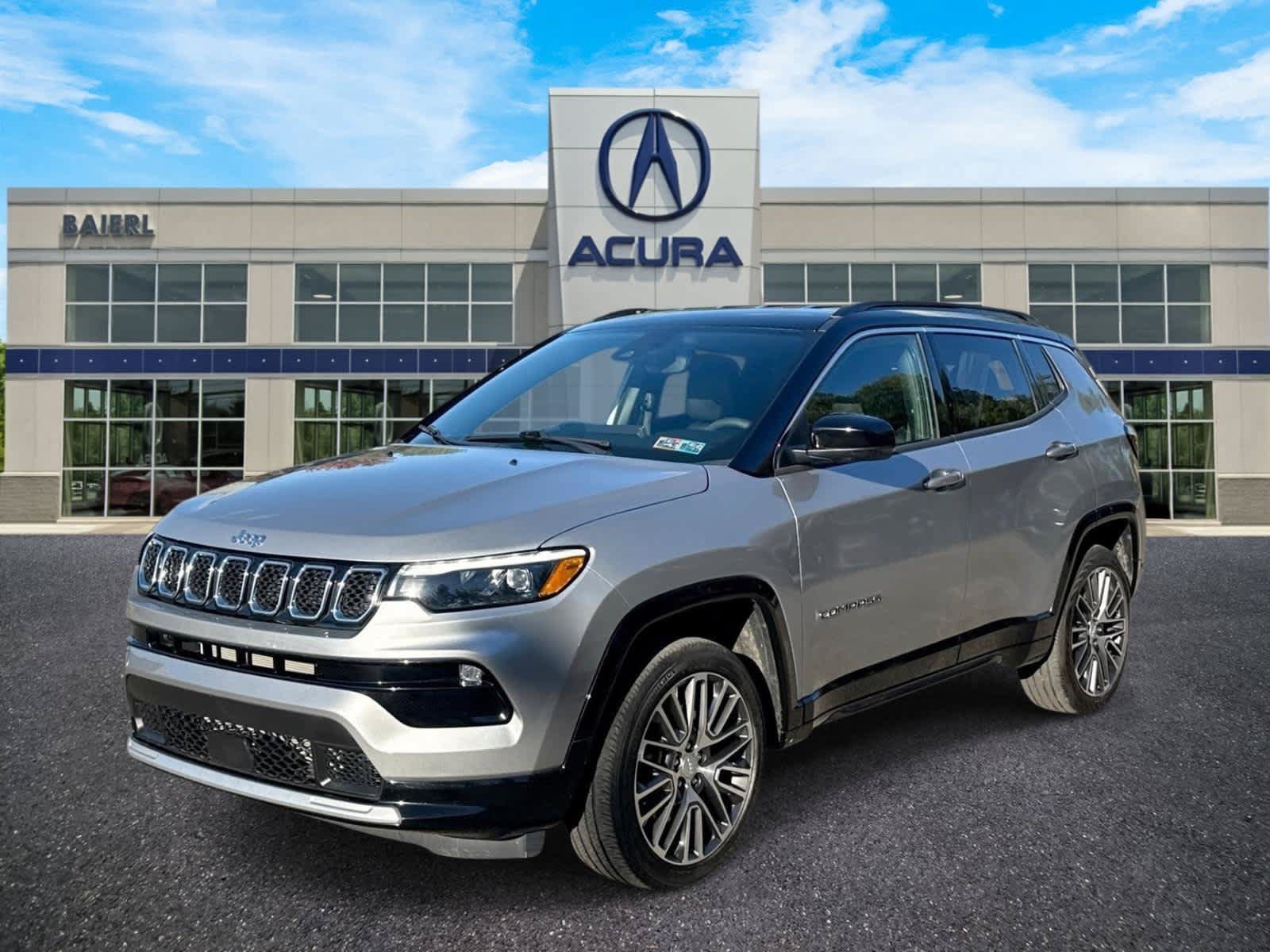 Used 2023 Jeep Compass Limited w/ Elite Group AWD/4WD image 1
