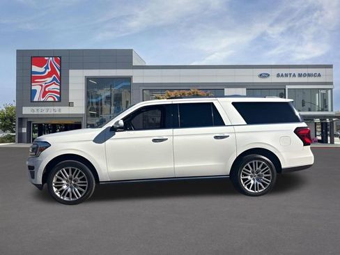Used 2022 Ford Expedition Max Limited image 5