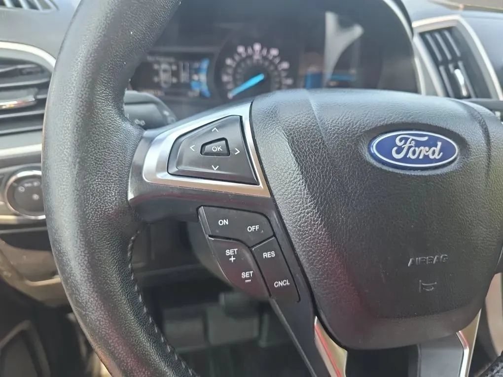 Used 2021 Ford Edge SEL w/ Convenience Package FWD image 19