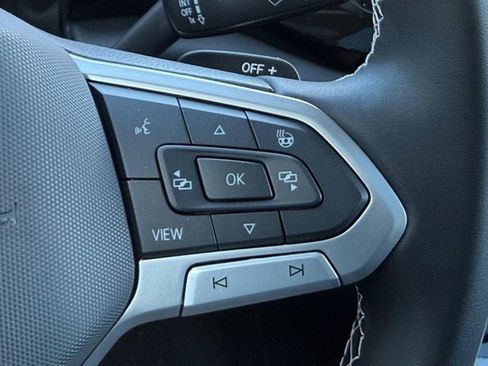 New 2026 Volkswagen Atlas SE image 13