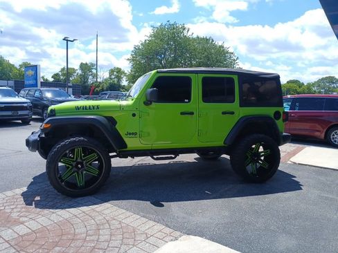 Used 2021 Jeep Wrangler Unlimited Sport AWD/4WD image 6
