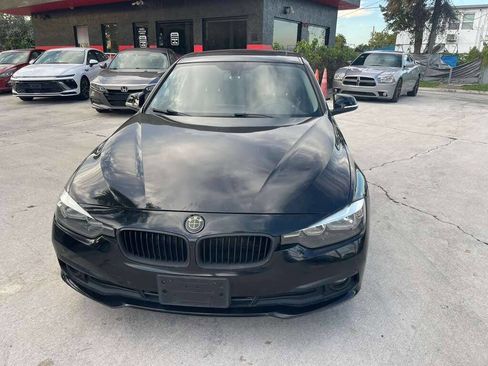 Used 2017 BMW 320i xDrive Sedan image 2