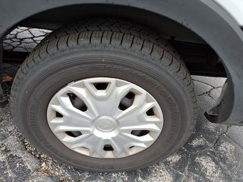 Used 2023 Ford Transit 350 XLT image 5