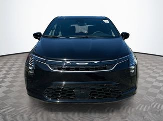New 2027 Chrysler Pacifica Select FWD video 3