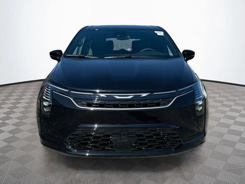 New 2027 Chrysler Pacifica Select FWD image 3