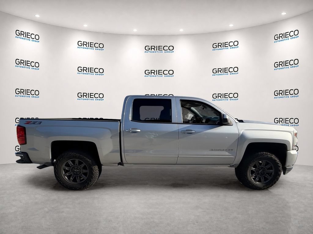 Used 2018 Chevrolet Silverado 1500 LT w/ All Star Edition AWD/4WD image 8