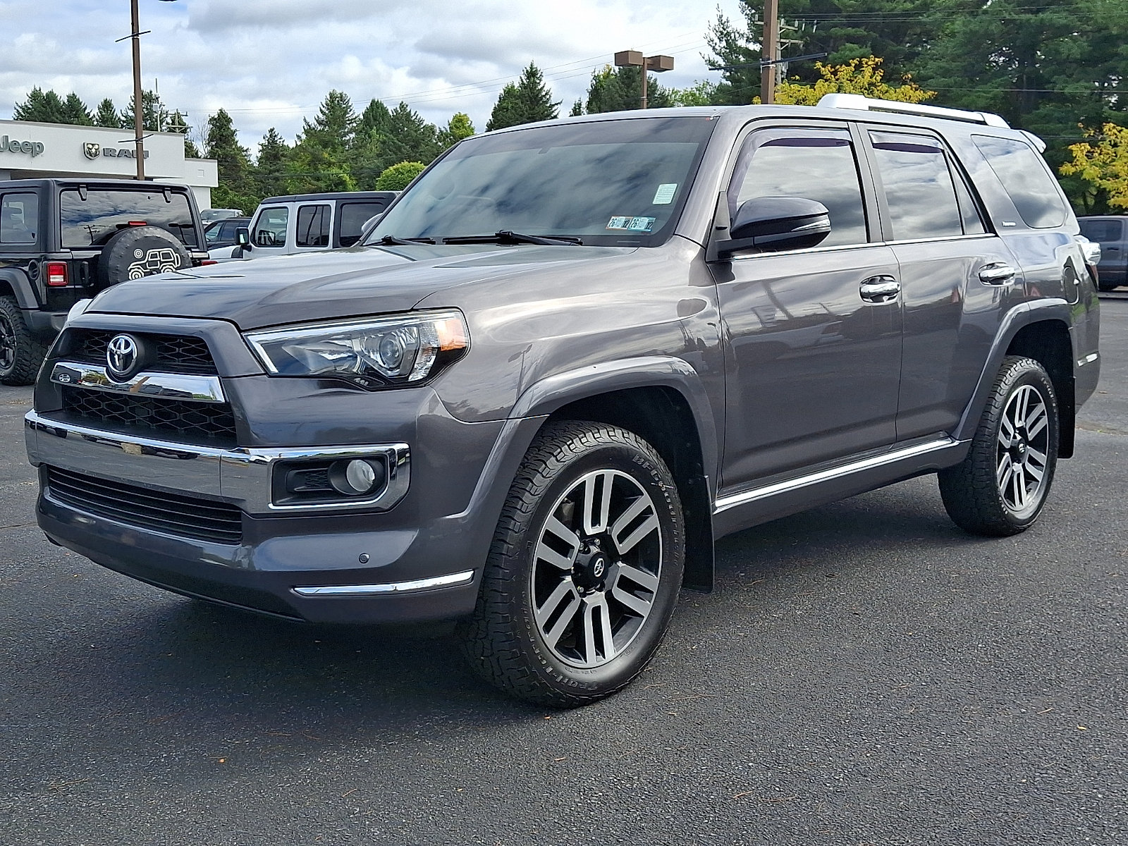 Used 2018 Toyota 4Runner Limited AWD/4WD image 1