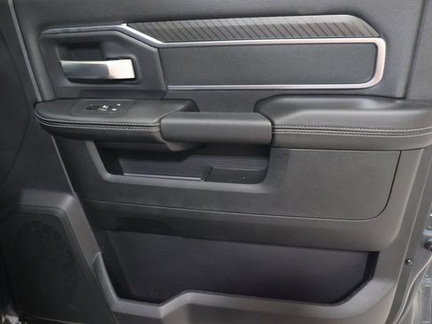 New 2026 RAM 2500 Big Horn AWD/4WD image 16