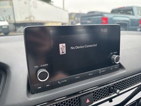 Used 2023 Honda Civic Sport image 28