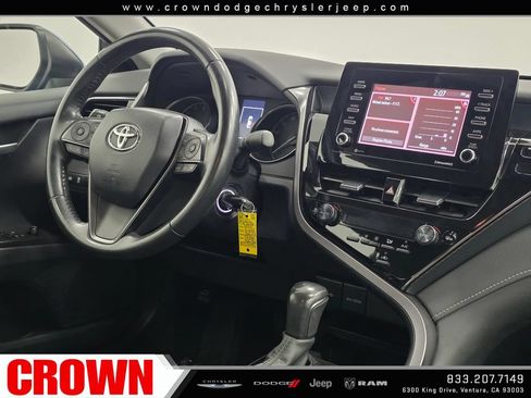 Used 2024 Toyota Camry SE FWD image 12