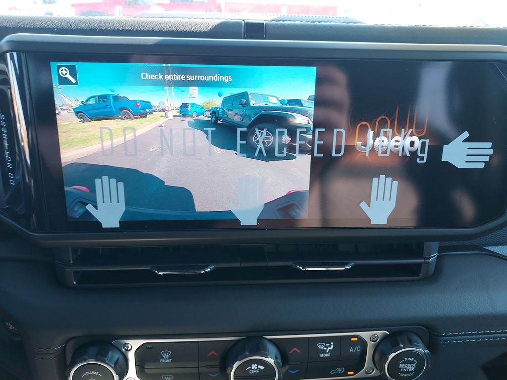 New 2026 Jeep Gladiator Mojave AWD/4WD image 23