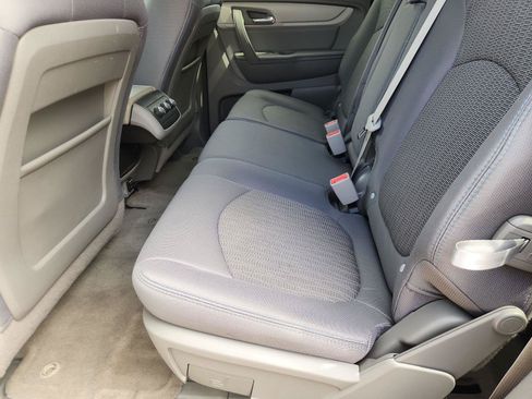 Used 2015 Chevrolet Traverse LS FWD image 22