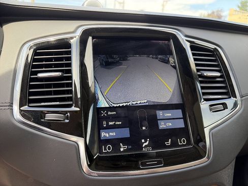 Used 2016 Volvo XC90 T8 Inscription AWD/4WD image 38