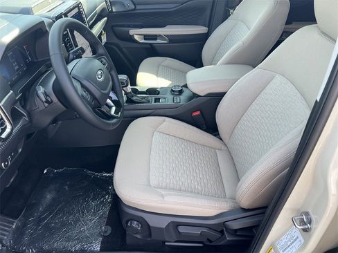 New 2025 Ford Ranger XLT w/ FX4 Off-Road Package image 16