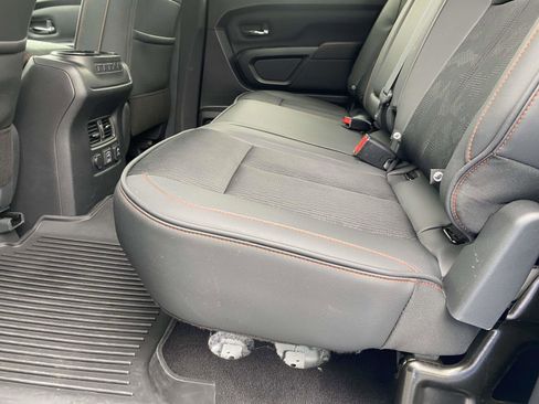 Used 2023 Nissan Titan PRO-4X w/ Off Road Protection Package image 17