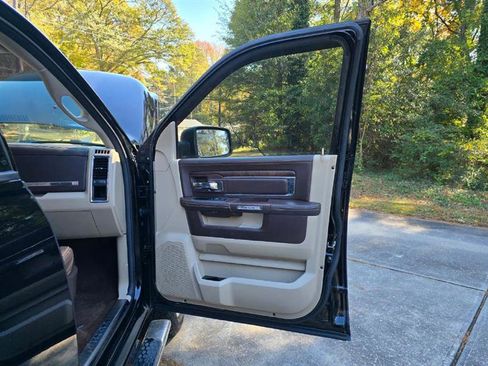 Used 2014 RAM 1500 Laramie Longhorn w/ Convenience Group image 12