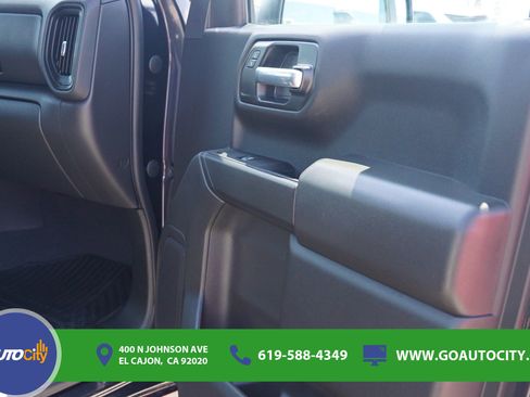Used 2022 Chevrolet Silverado 1500 Custom AWD/4WD image 19